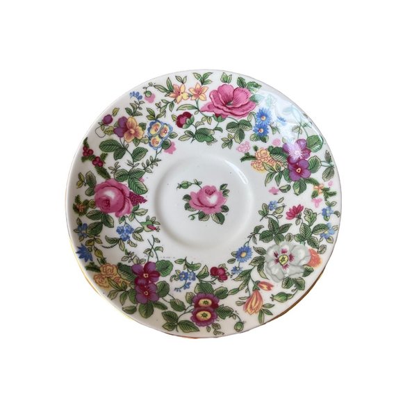 Vintage 1940s Crown Staffordshire Thousand Flowers Bone China Teacup and Saucer - Picture 4 of 7